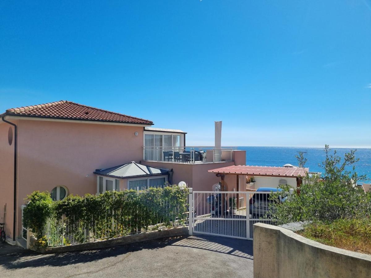 Dernier Etage D'Une Maison Roquebrune-Cap-Martin Eksteriør bilde